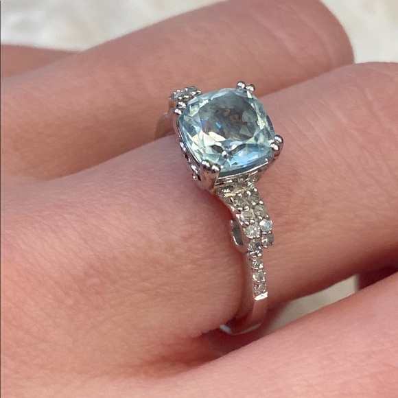 Aquamarine Ring - Picture 5 of 5